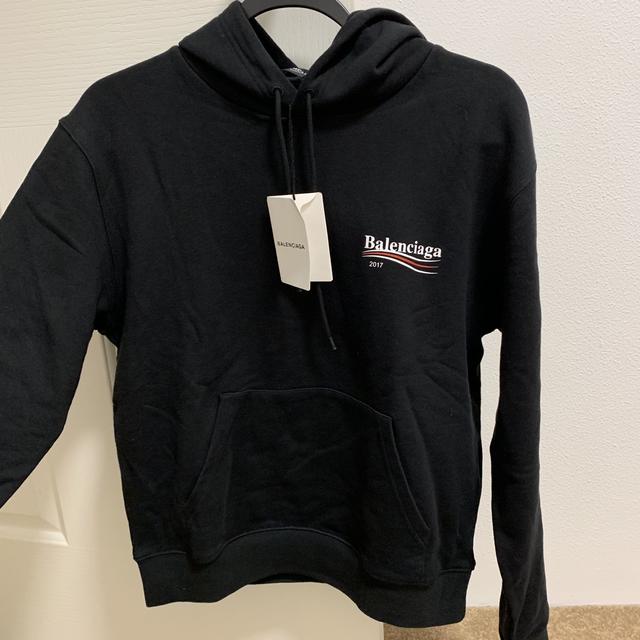 BALENCIAGA CAMPAIGN HOODIE 2017 SIZE SMALL Selling. Depop