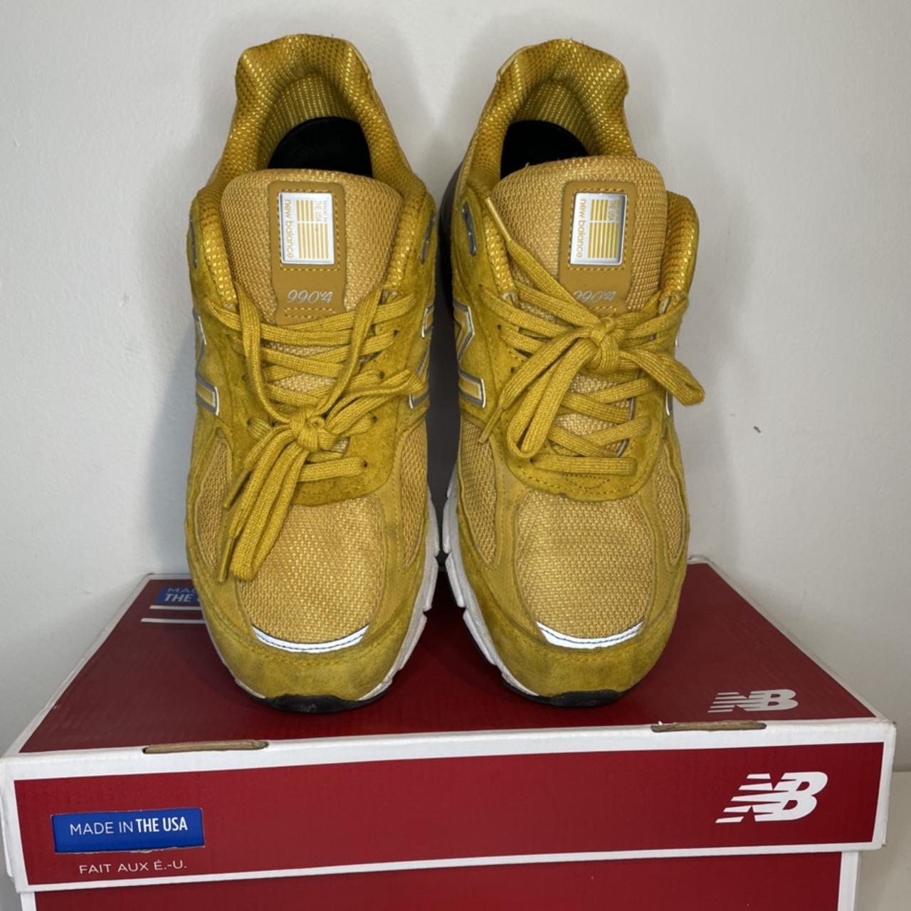 990v4 yellow