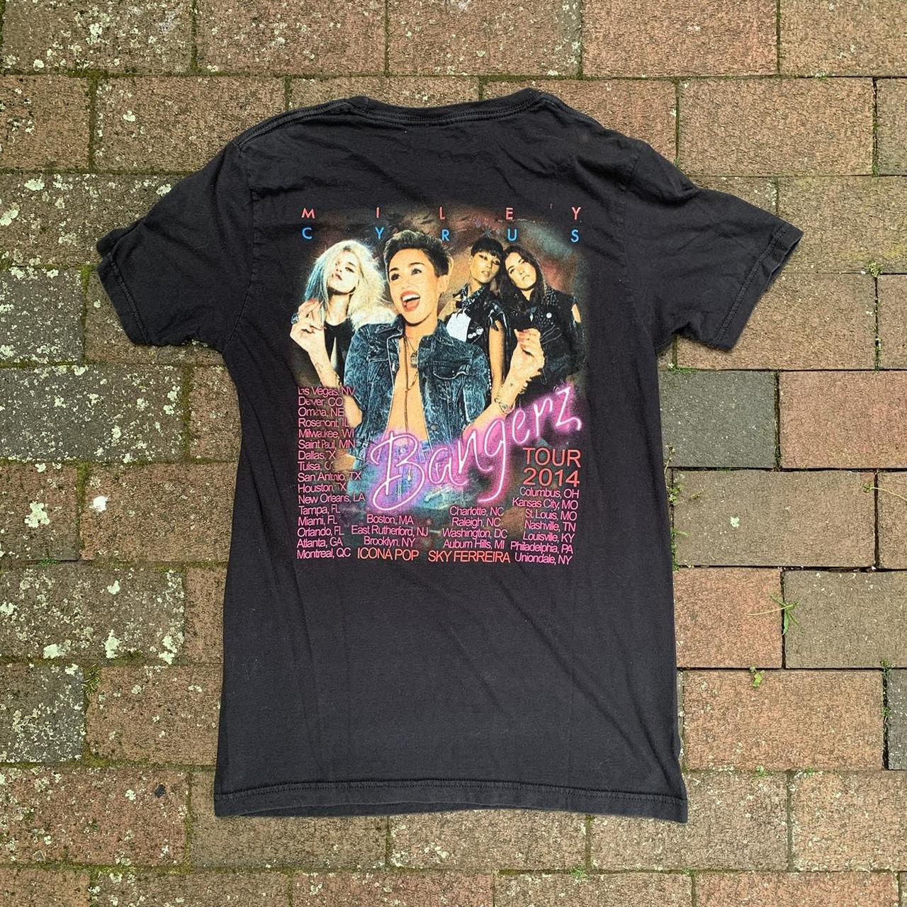 Miley Cyrus 2014 bangerz tour shirt. This is a... - Depop