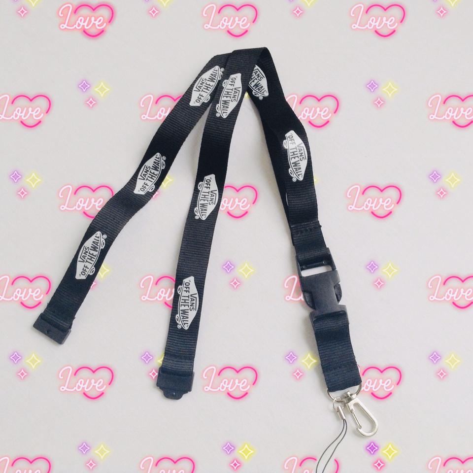 Vans off the wall hot sale lanyard