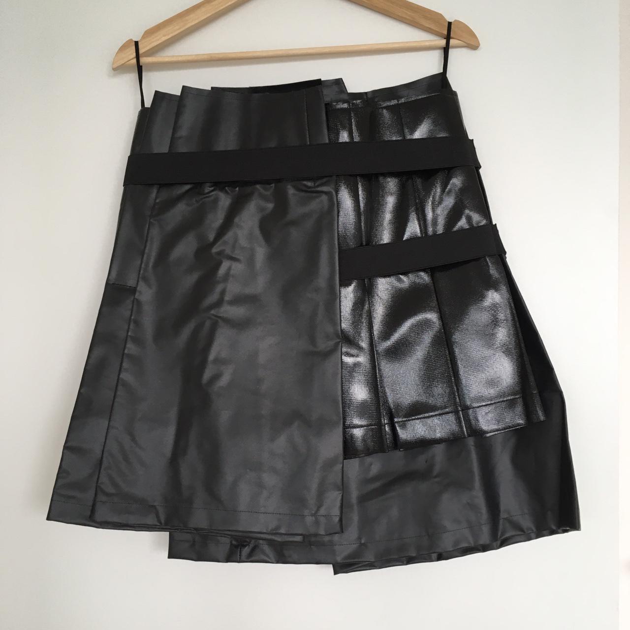 Comme des Garçons Women's Black Skirt