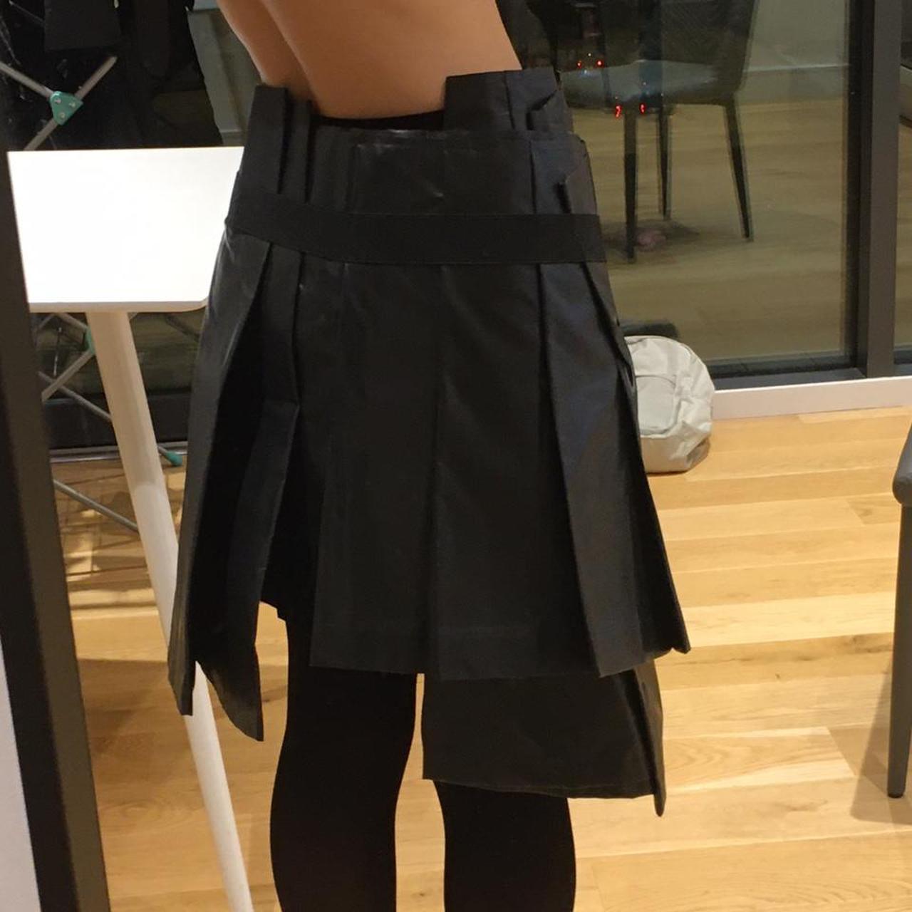 Comme des Garçons Women's Black Skirt (2)