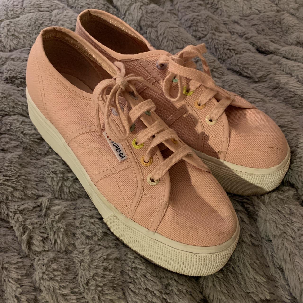 superga size 8