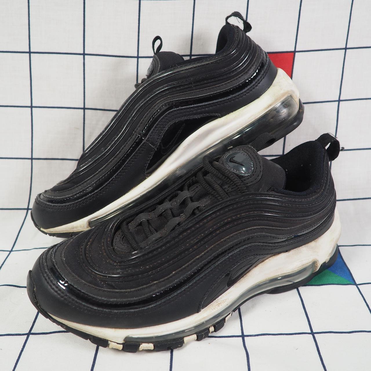 womens nike black trainers uk