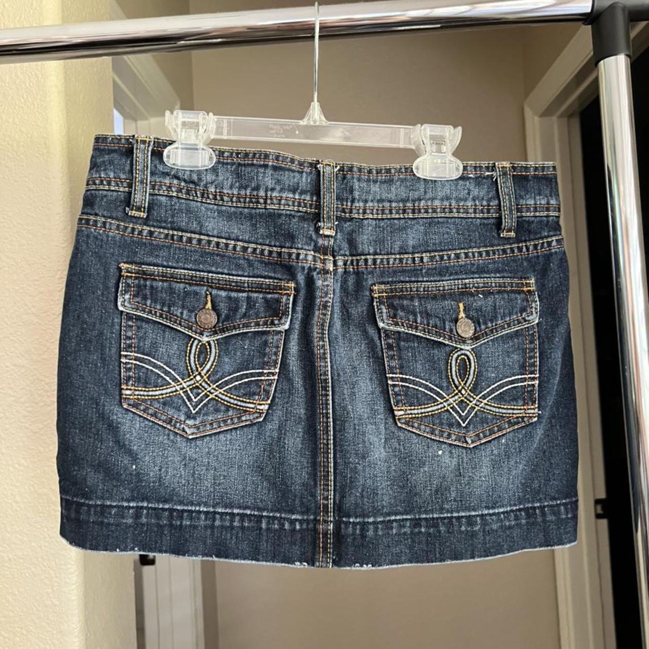 So Wear It Declare It Women's Navy Skirt (2)