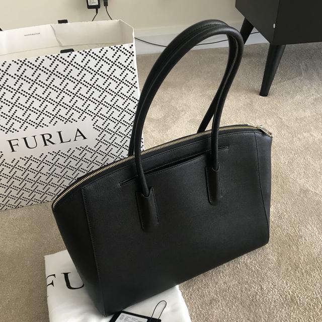 This is a Furla Leather Duck Keyring or Keychain. - Depop