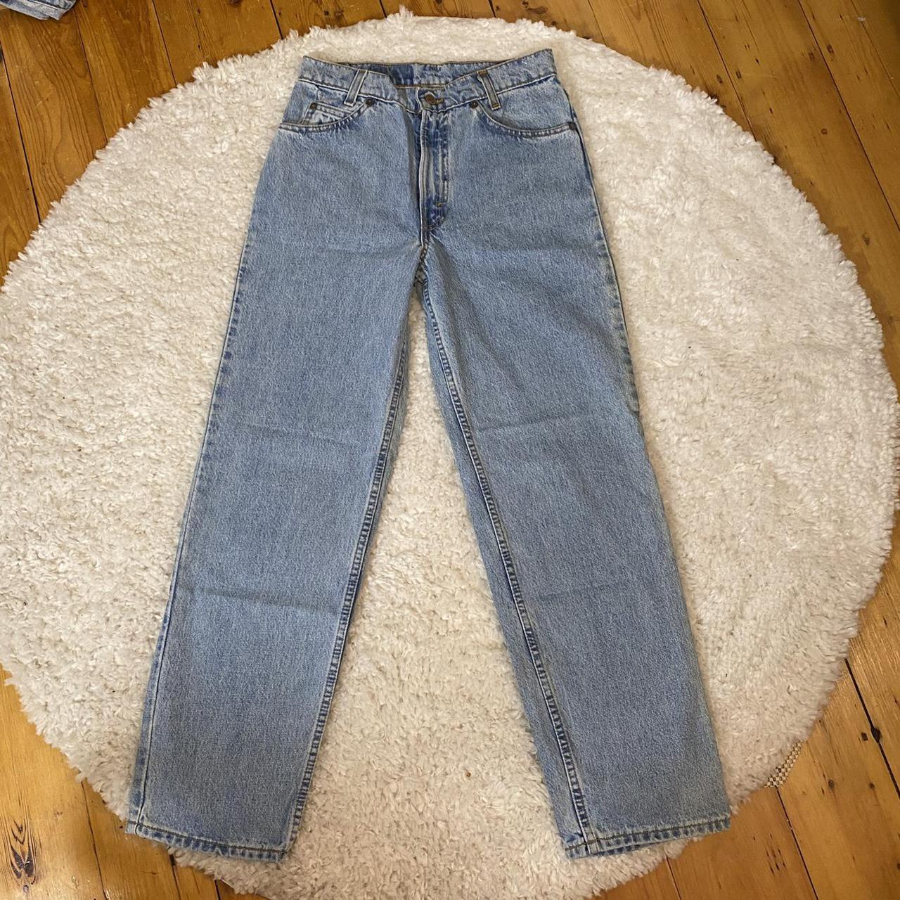30x30 levis size