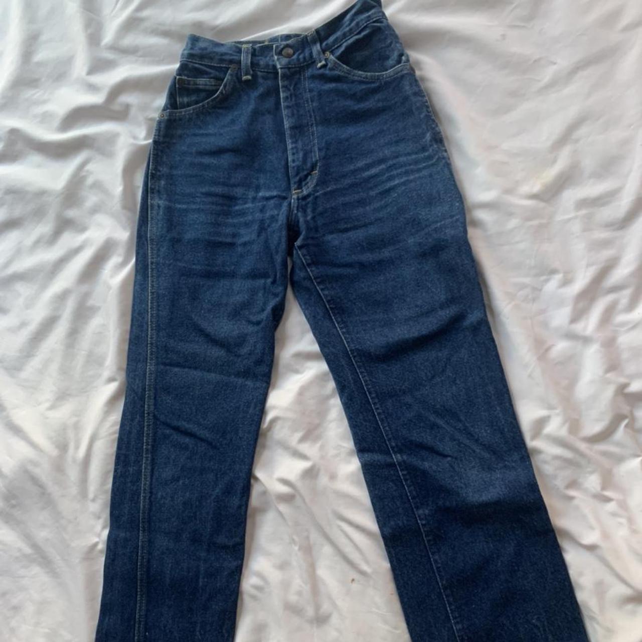 Vintage, perfectly worn in Lee jeans. These classic... - Depop