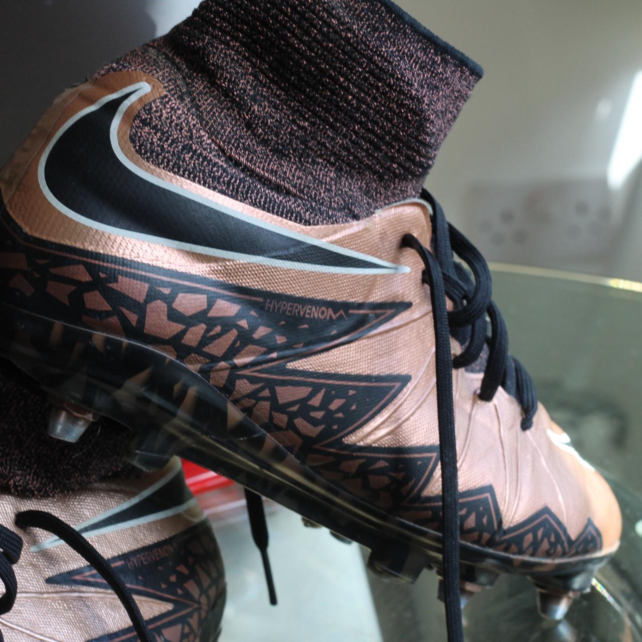 hypervenom nike skin football boots