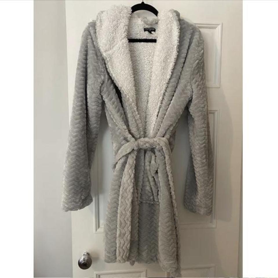 Topshop fluffy 2024 dressing gown