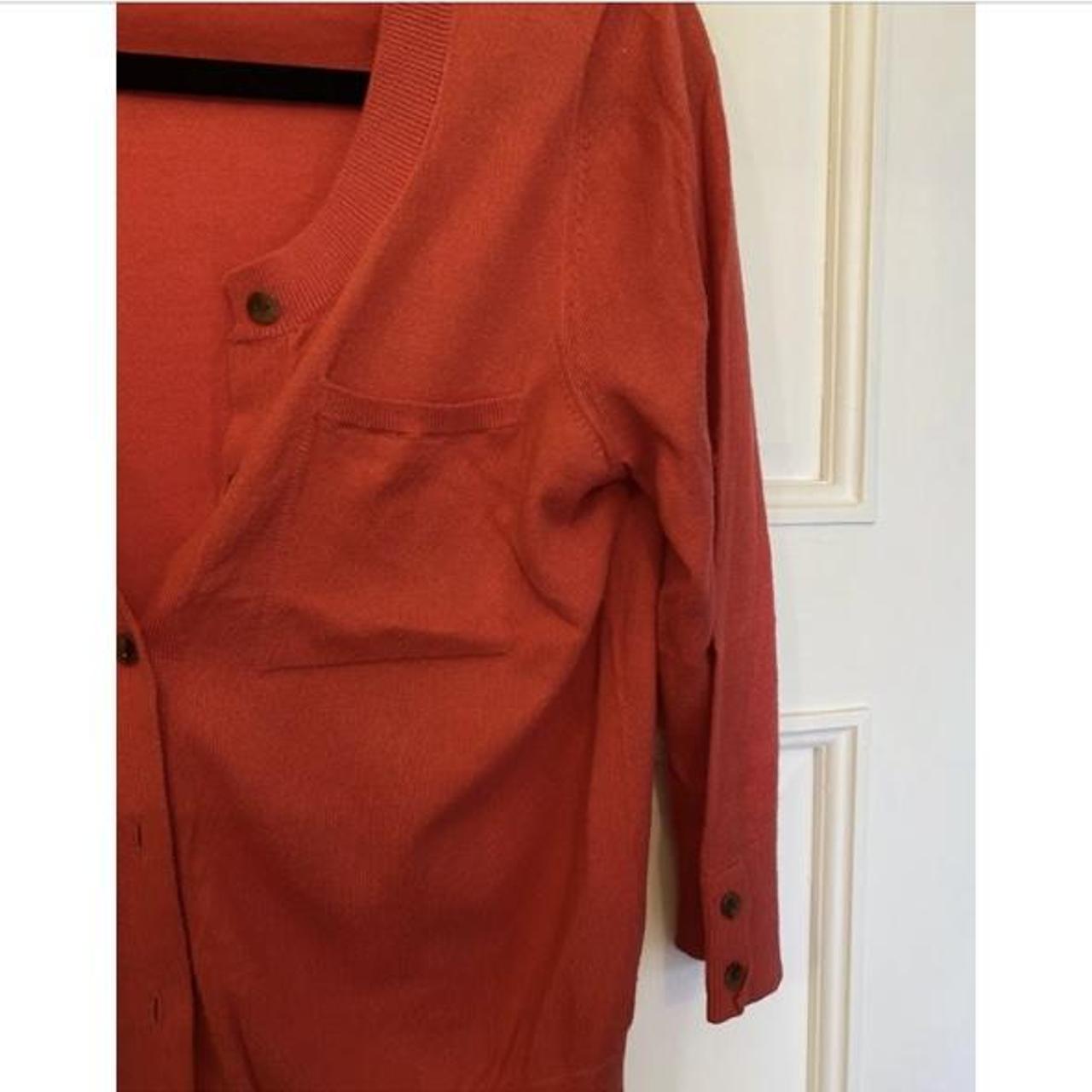 Gap Women's Cardigan Depop