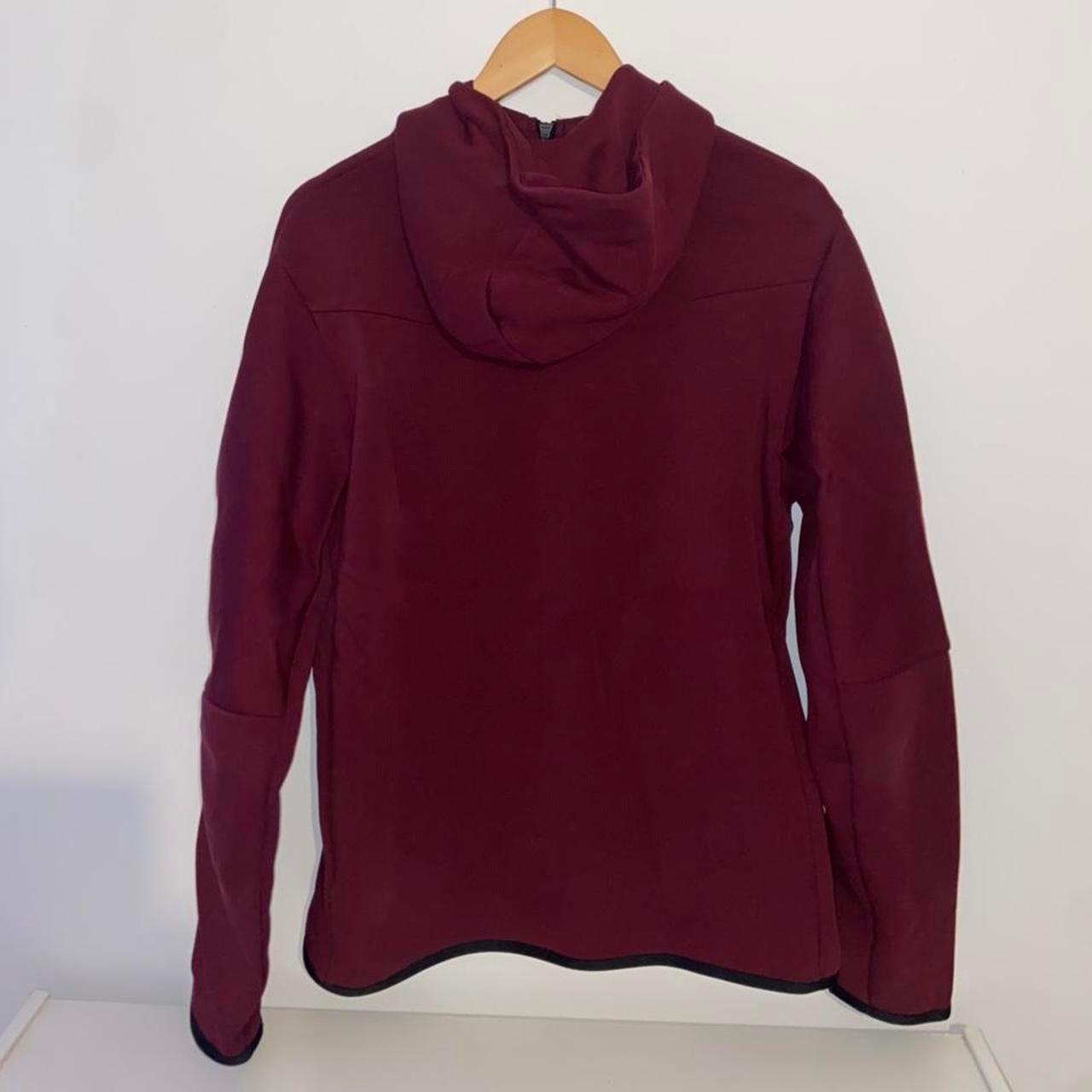 nike tech fleece hoodie burgundy
