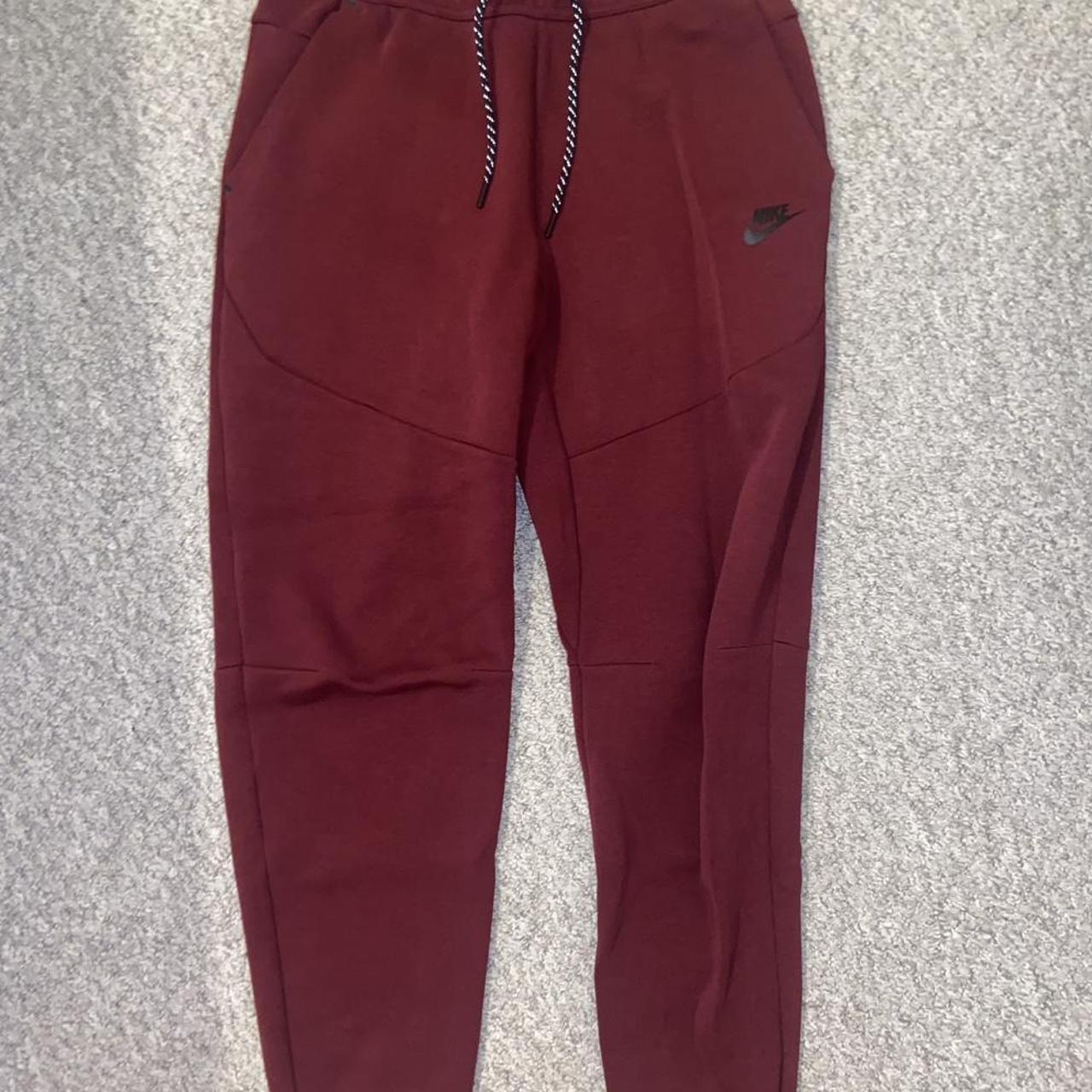 mens nike burgundy joggers