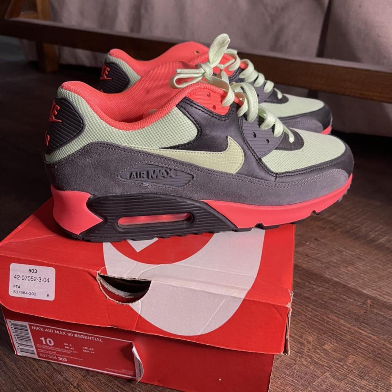 air max 90 men size 10
