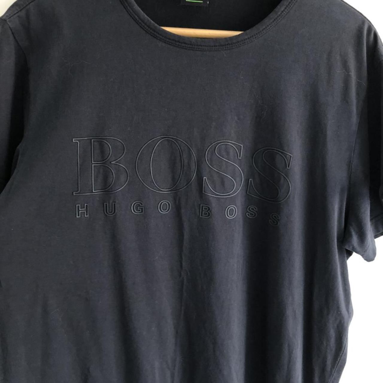 Hugo Boss Men's Black T-shirt (2)