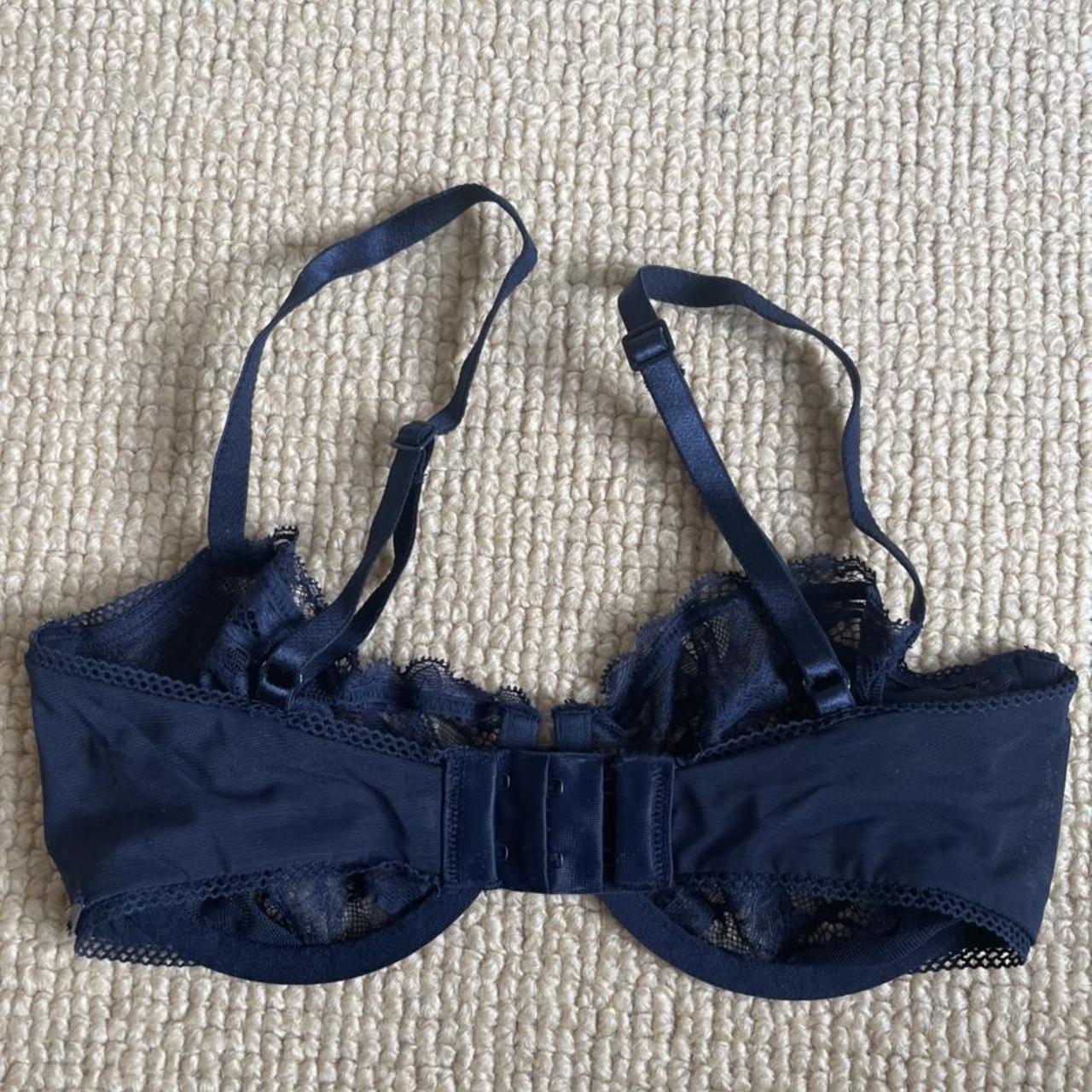 Calvin Klein Women's Navy and Blue Bra | Depop