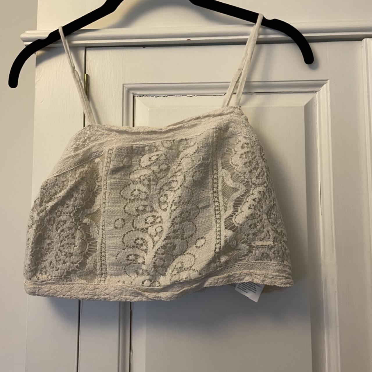 American eagle crop top Lace Stretch at the back... Depop