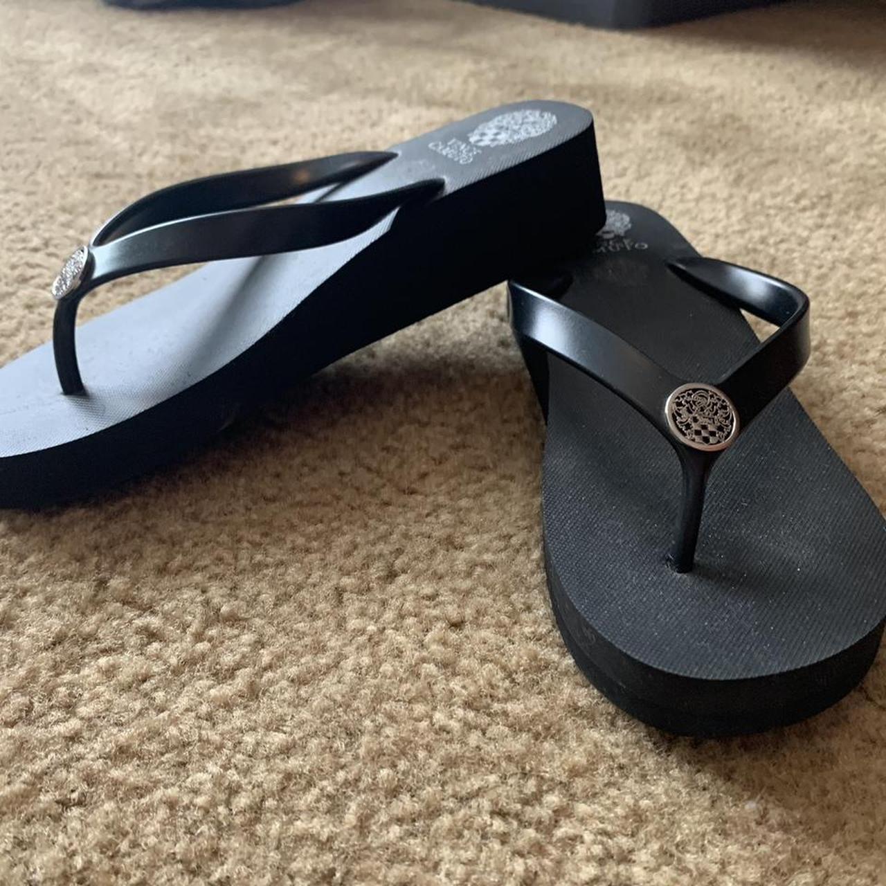 vince camuto flip flop sandals