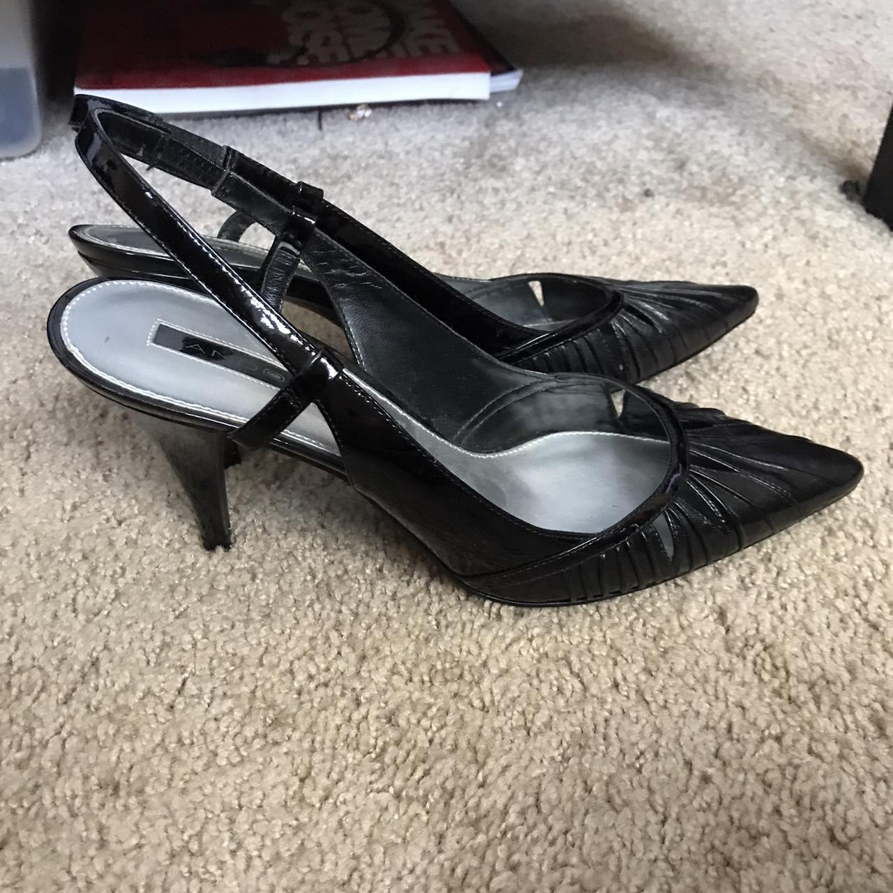 Bandolino pointed toe kitten heels! Size worn Depop