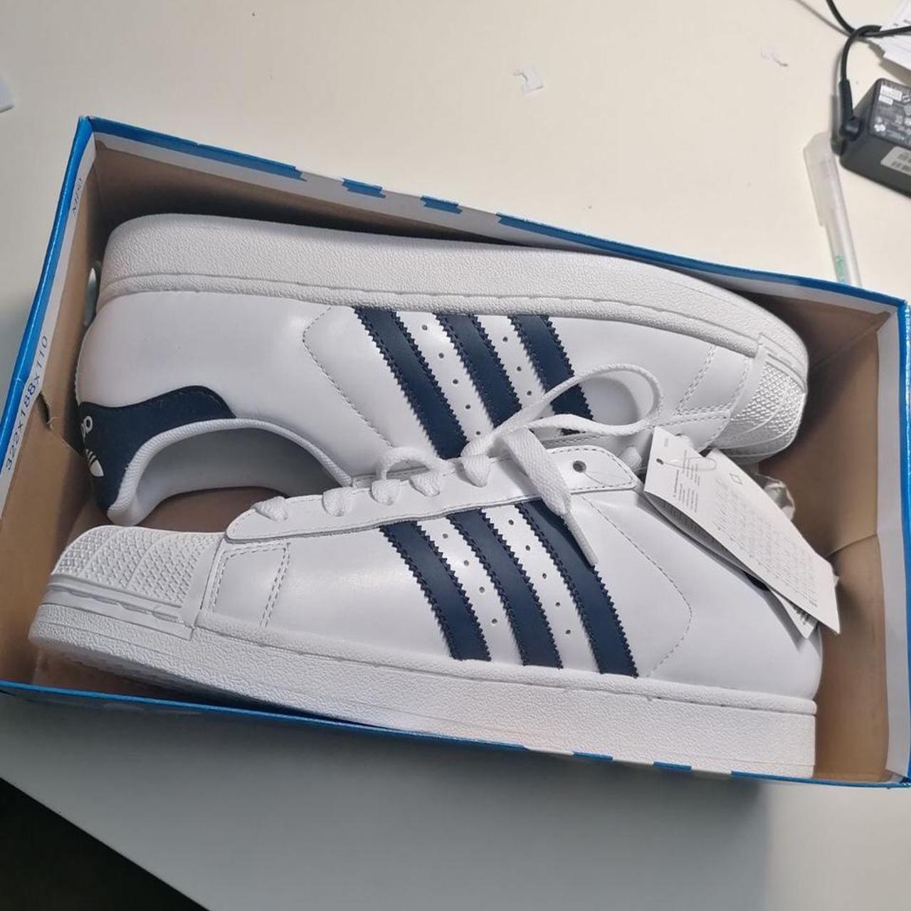 superstar ii white black