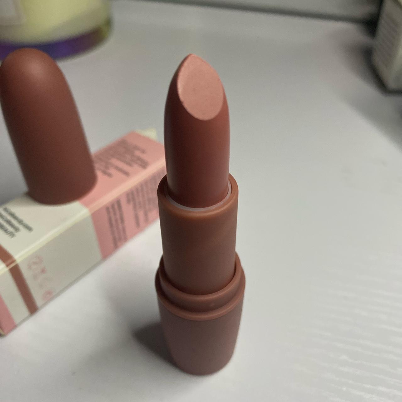 mcobeauty long lasting lipstick flawless