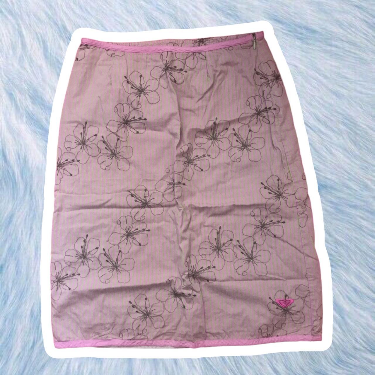 Vintage Y2k Hibiscus Flower Print Midi Skirt. - Depop