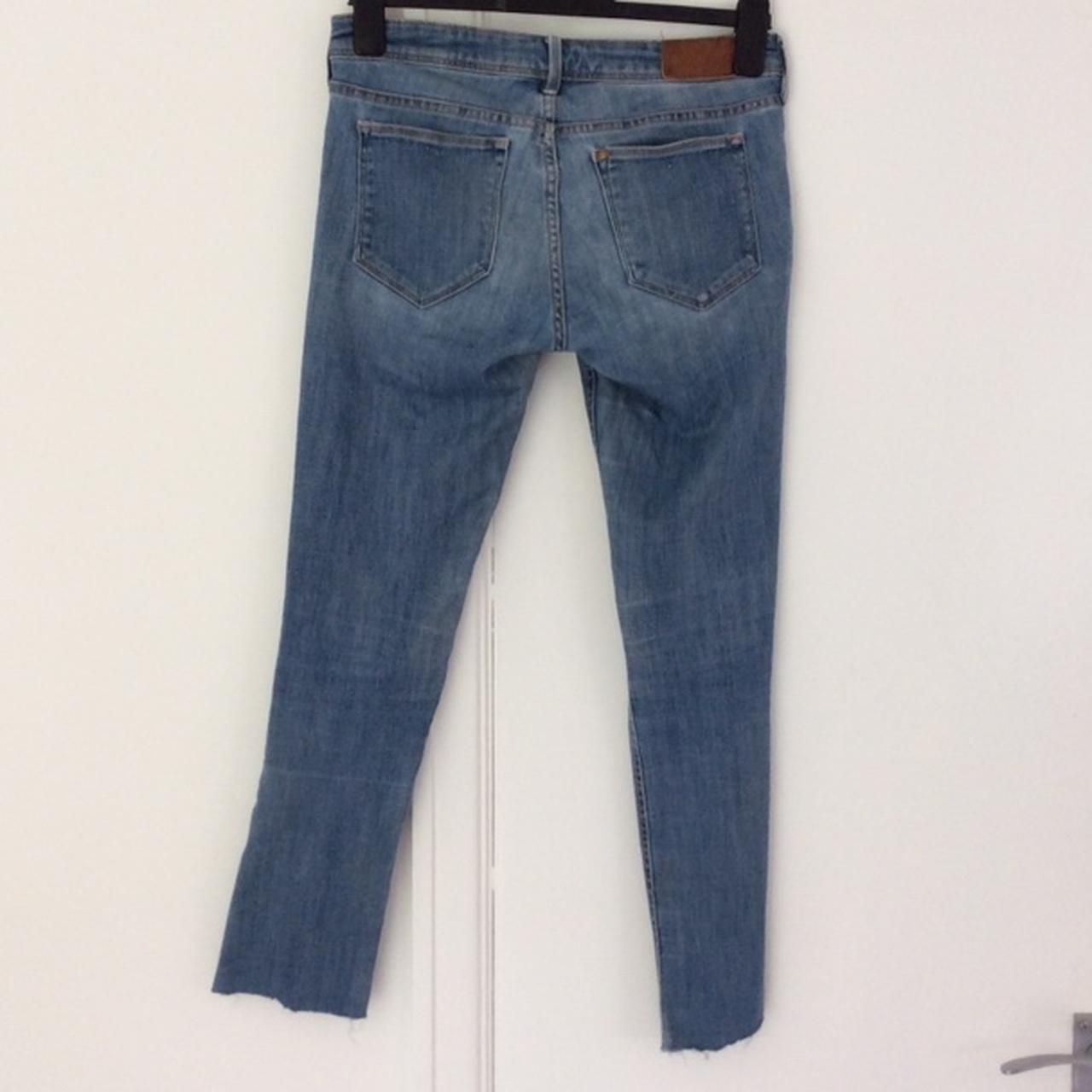 H and M low rise blue relaxed fit slim jeans - Depop
