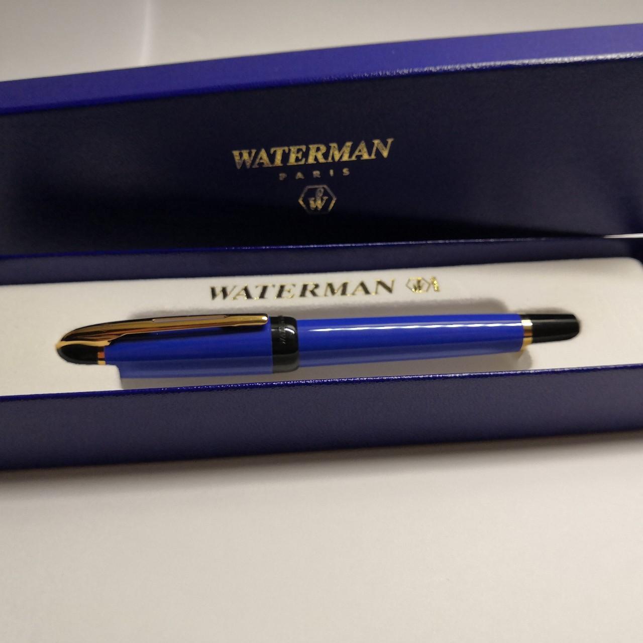 Penna stilografica blu con astuccio Waterman - Depop