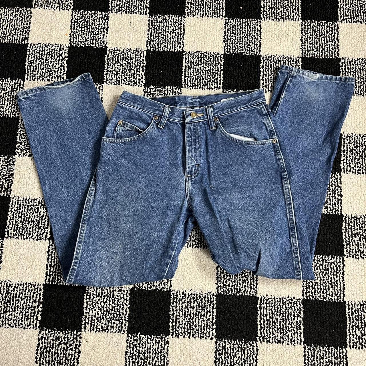 Dark blue wrangler jeans 30x30 R3 - Depop