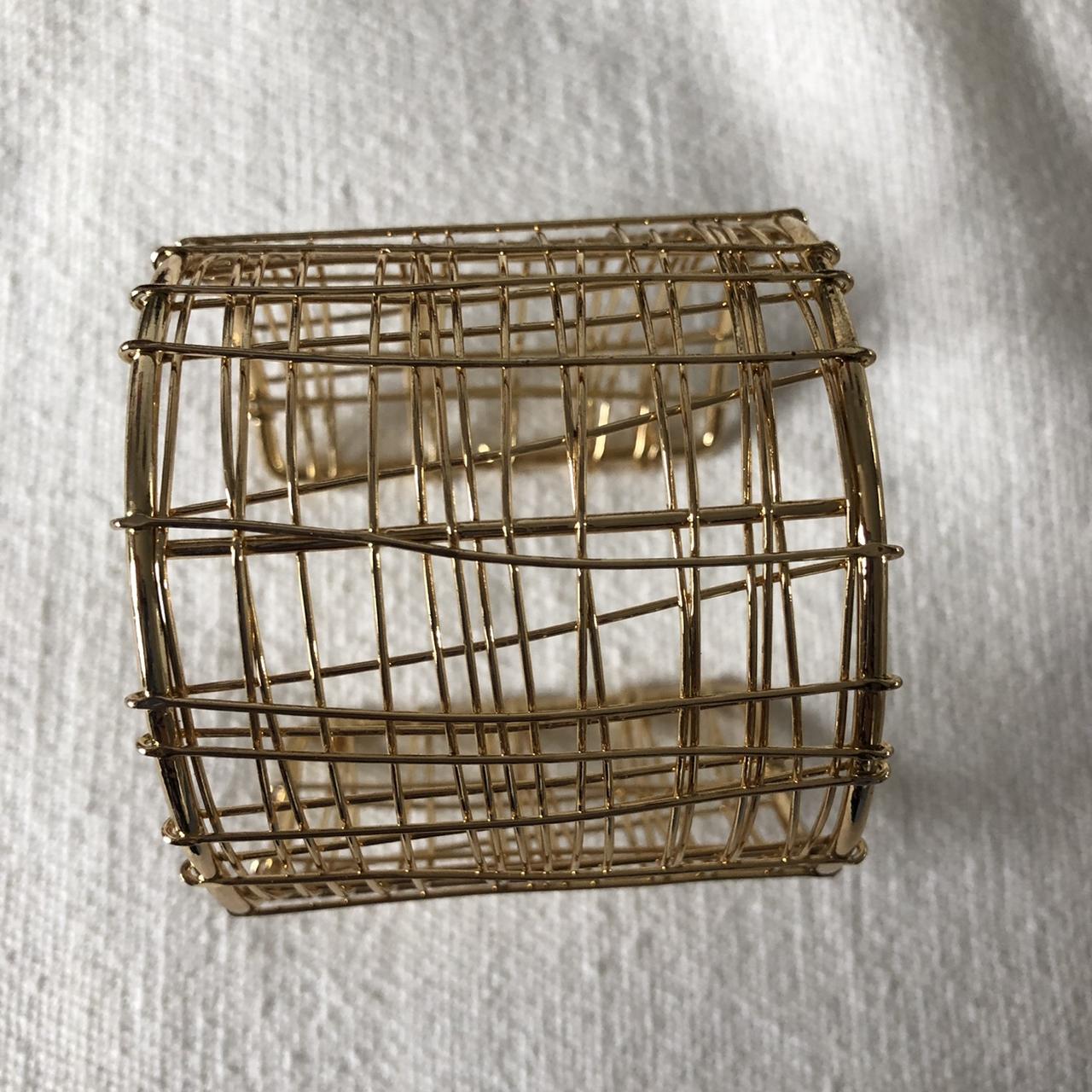 item listed by cath1991