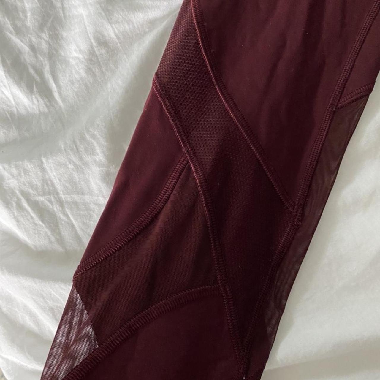 Lulu maroon wunder under leggings size 4 28” - Depop