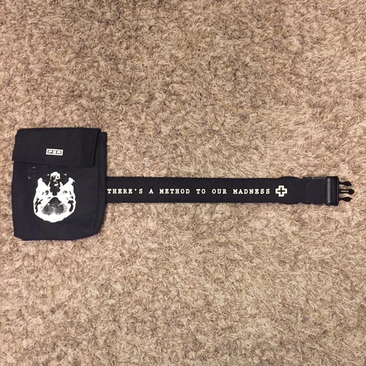 item listed by itslouiegretzky