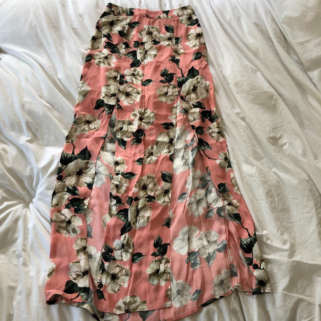 Floral maxi hotsell skirt topshop