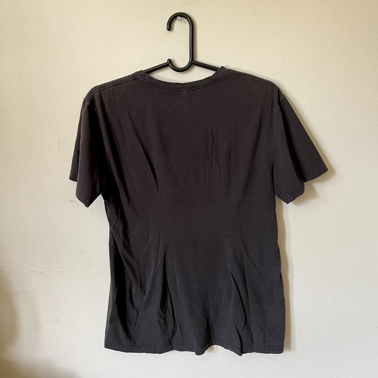 Women's Grey and Black T-shirt | Depop