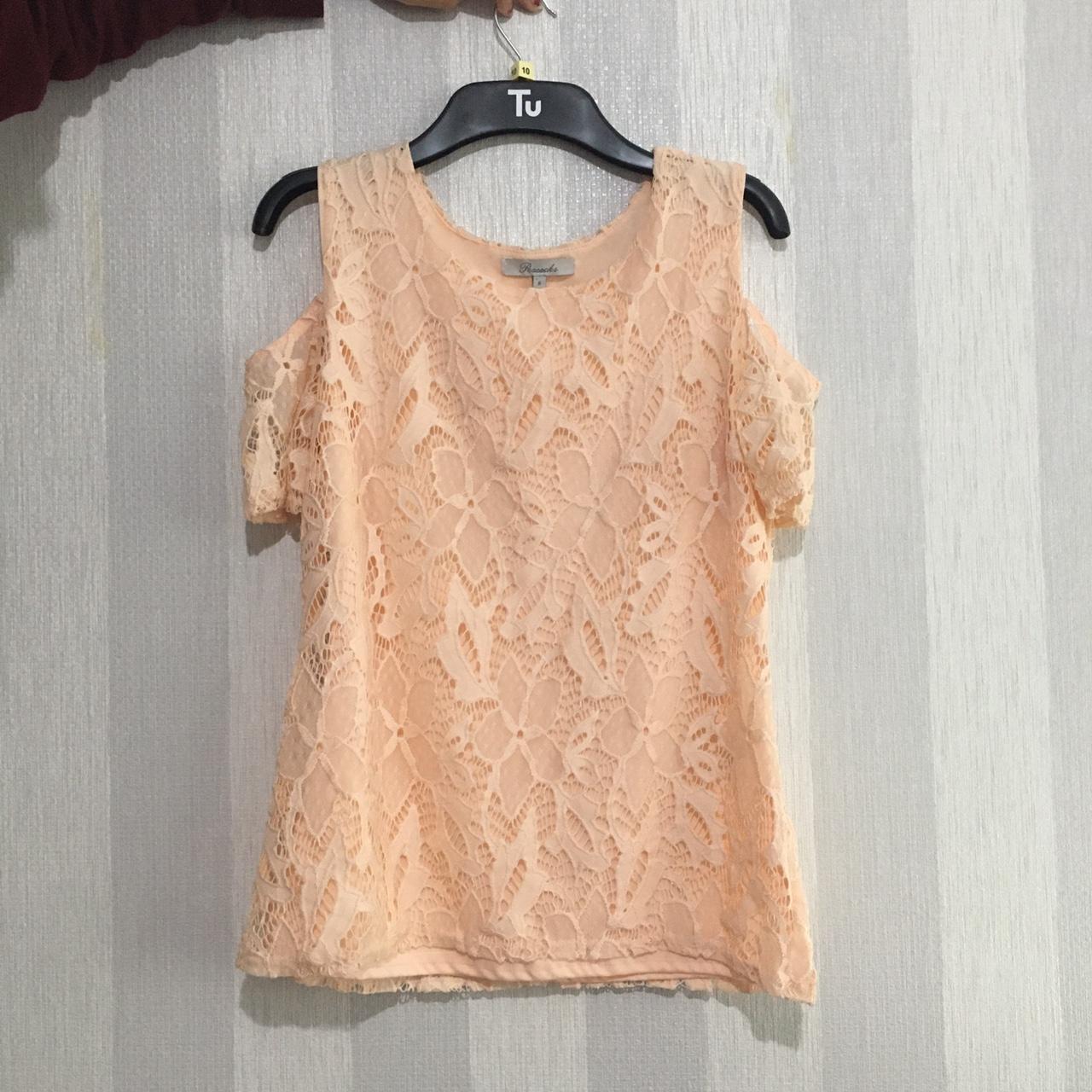 item listed by sarasharif