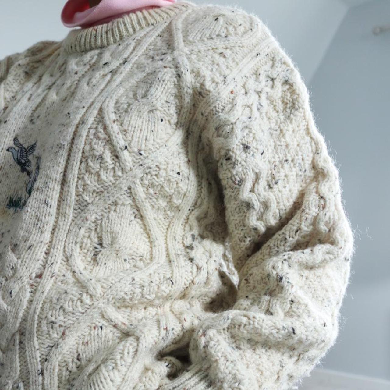 Women's Cream Jumper Depop