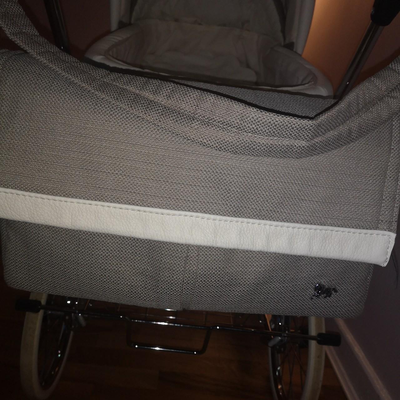 Churchill hotsell pram grey