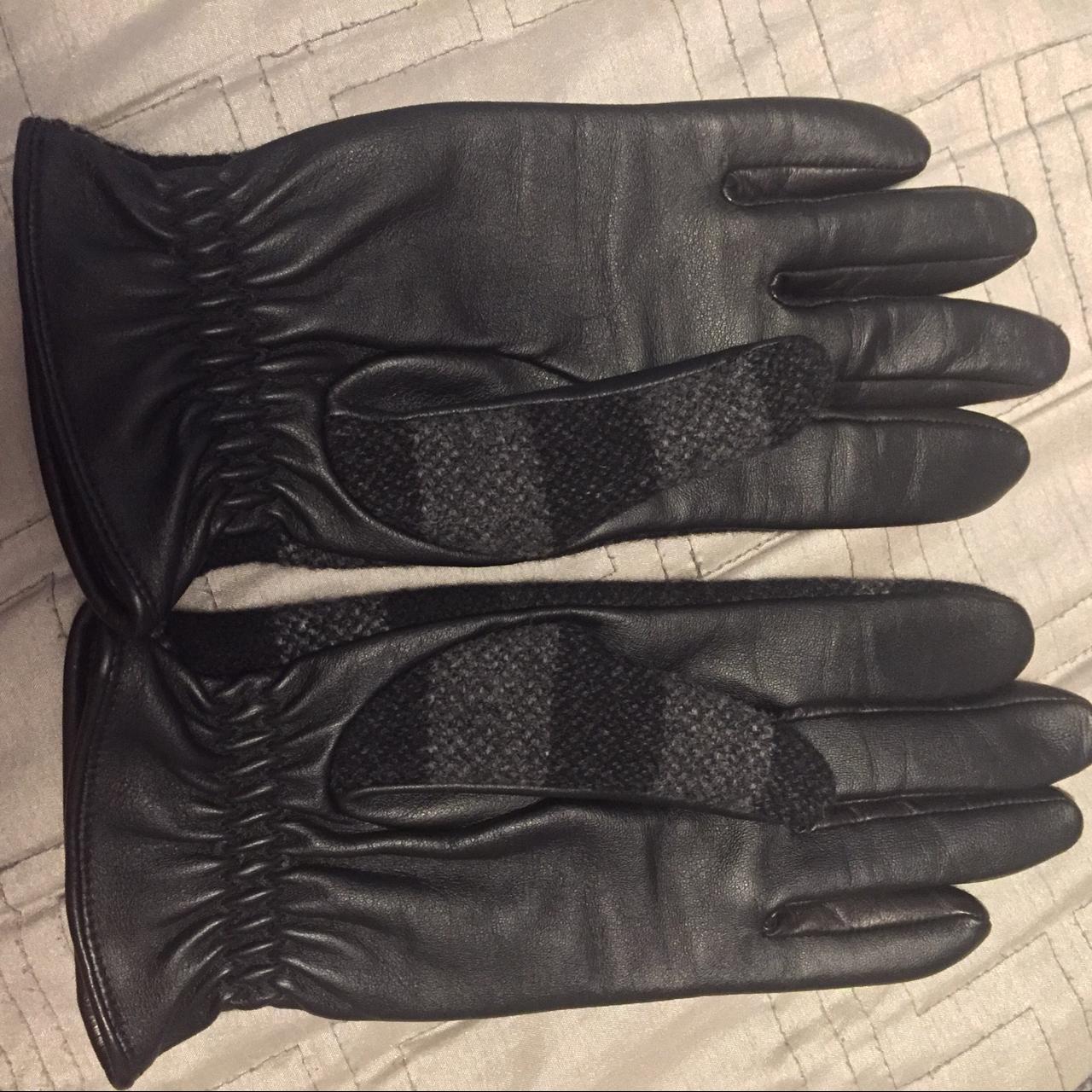 Burberry men s check wool leather gloves with touch