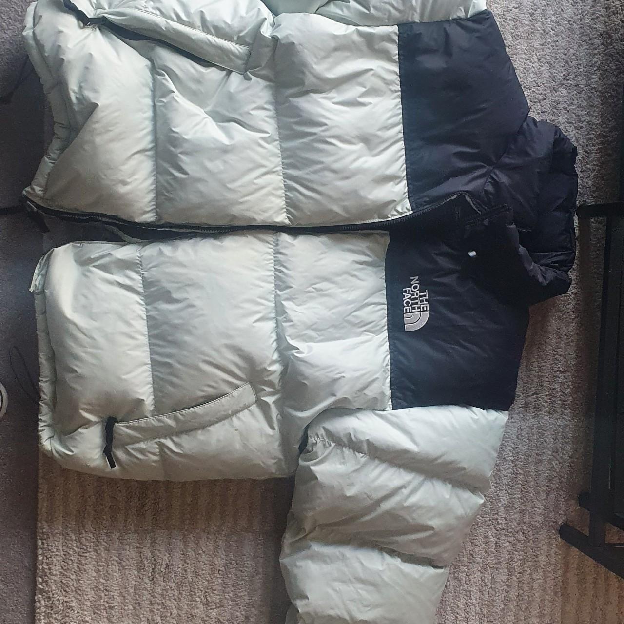 North face puffer in really good condition worn... - Depop