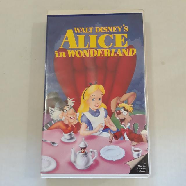 Vintage 1995 Alice in Wonderland Disney Masterpiece - Depop