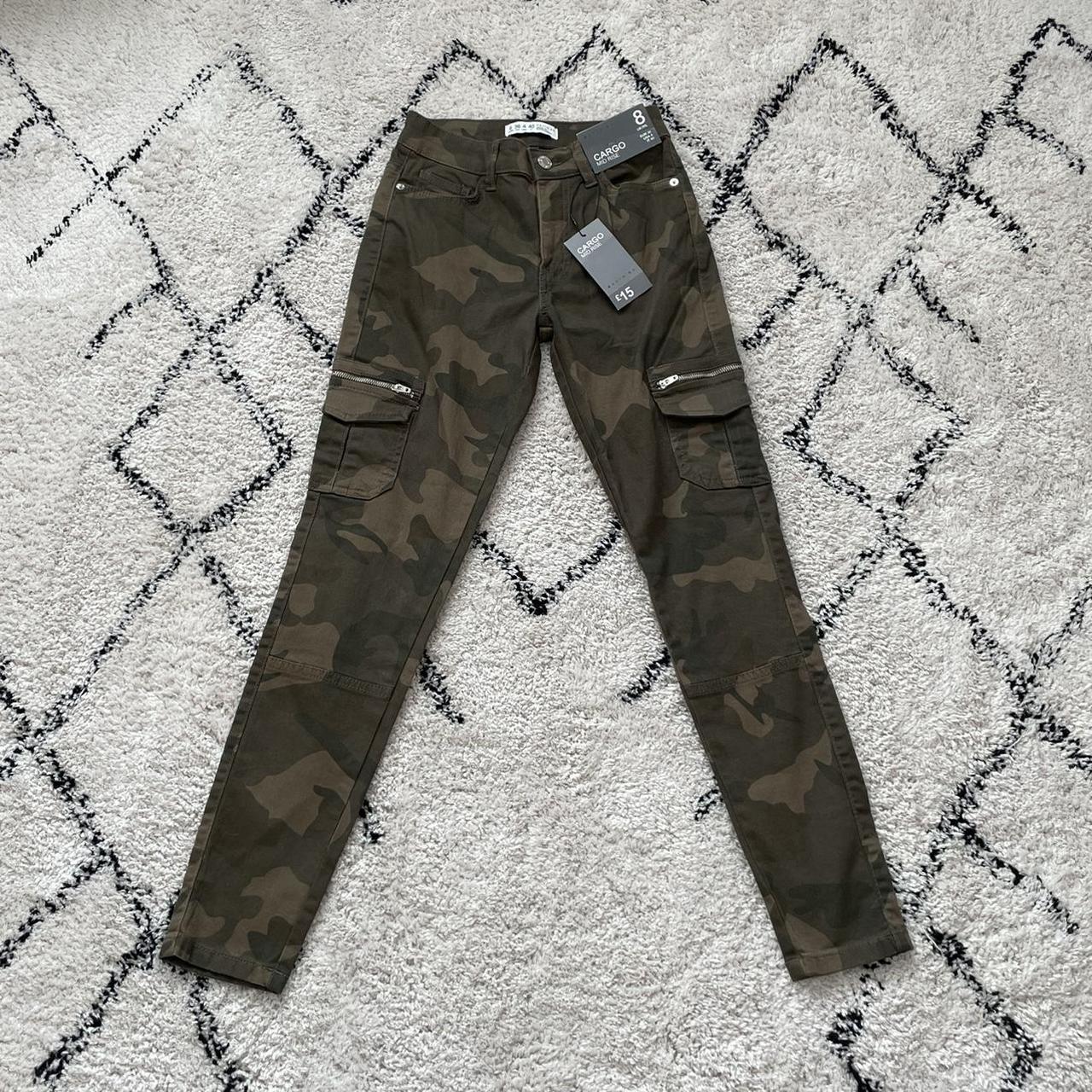 Mens Camouflage Relaxed Cuff Cargo Trousers | Primark