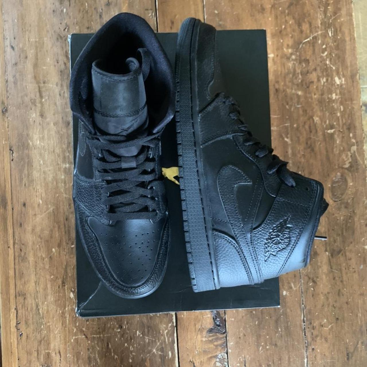 Nike Air Jordan 1 Mid Triple Black UK Size 10 5 RARE Depop