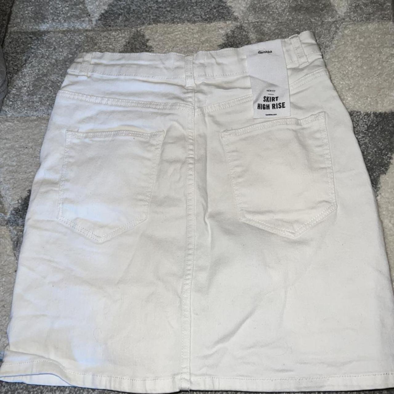 Bershka white denim skirt High waisted Very comfy... - Depop