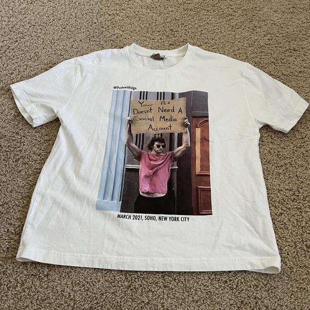 The hundreds dodger dog t shirt. Never worn. Brand - Depop