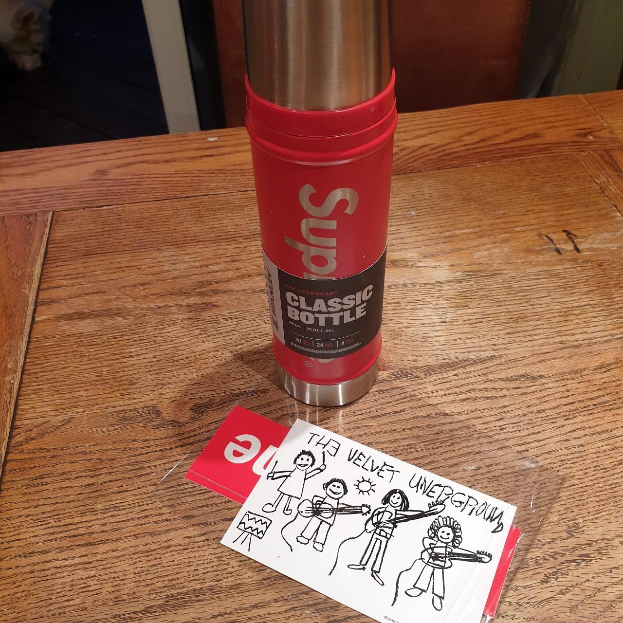 BNWT Supreme Stanley 20 oz Vacuum Insulated Red Bottle - Depop