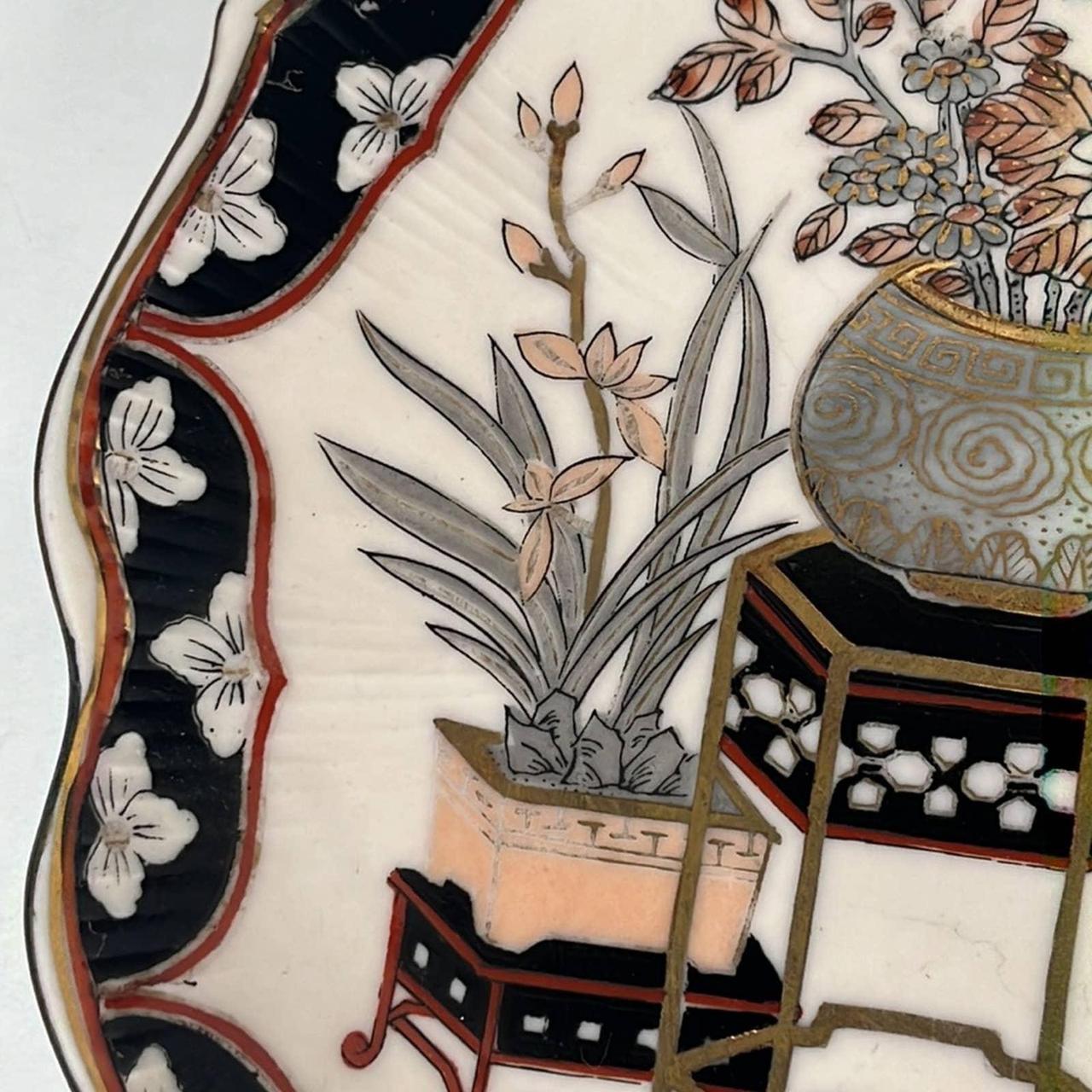 Vintage toyo japan decorative wall plate Greys,... Depop