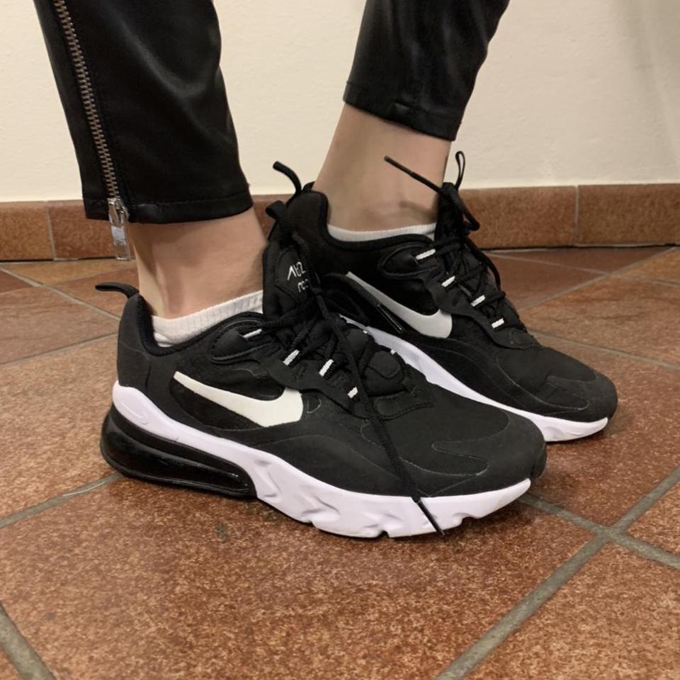 Nike air max cheap 270 bianche e nere