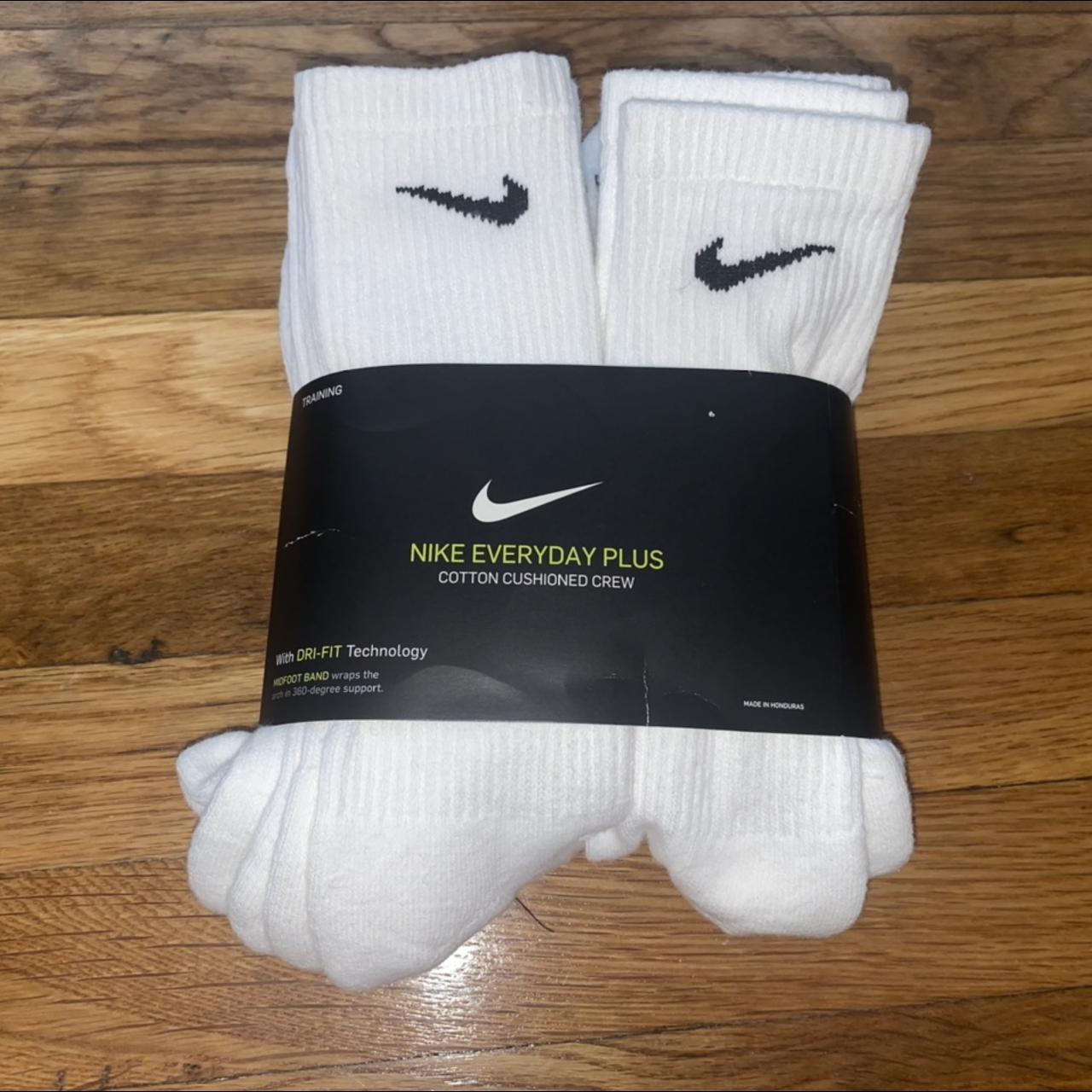 Nike Men's White Socks | Depop