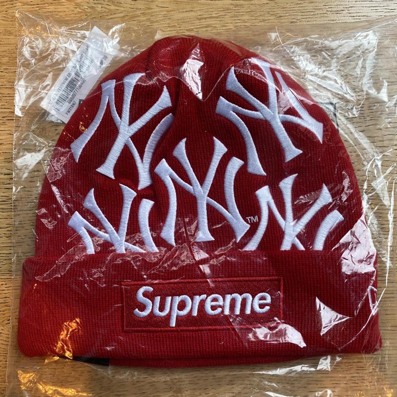 SUPREME NEW YORK YANKEES NEW ERA BOX LOGO... - Depop