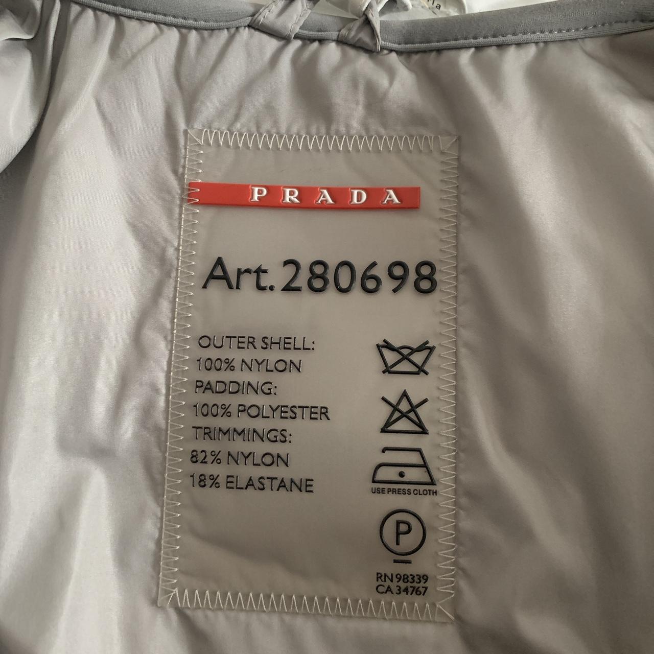 Prada women’s goretex ski jacket , 2 layer Detachable